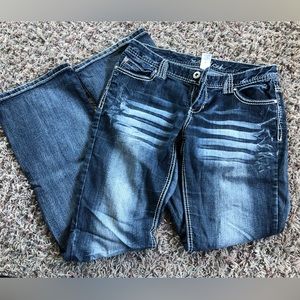 Maurices jeans